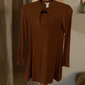Brown dress